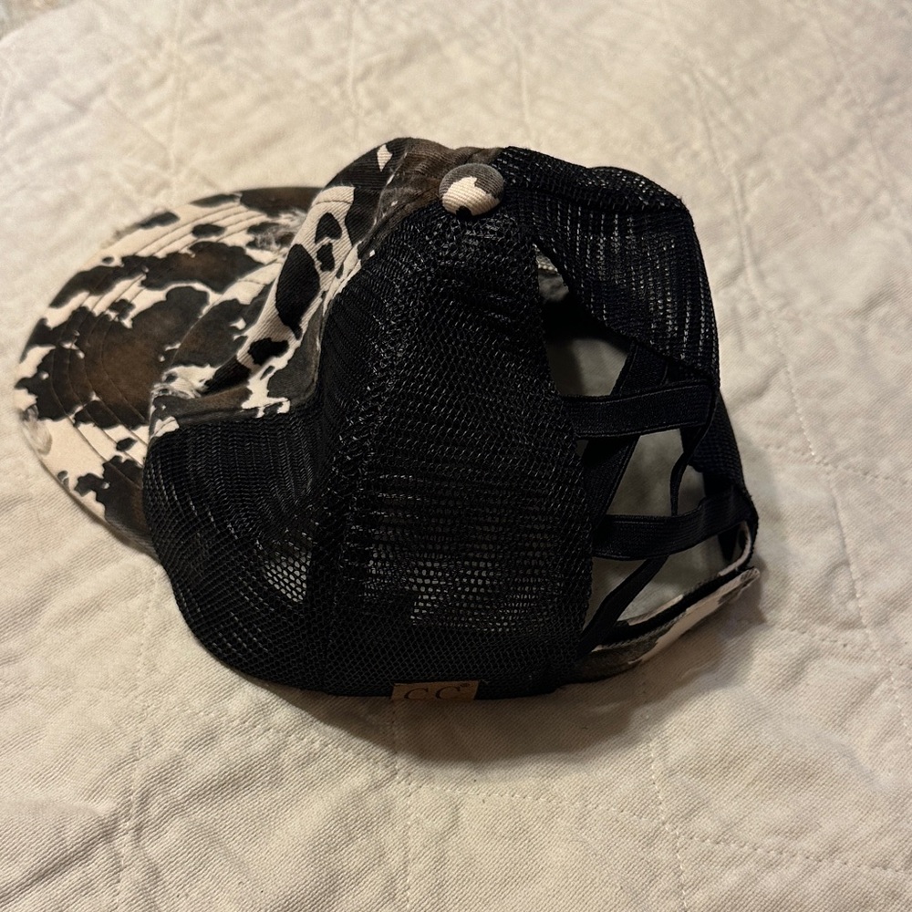 Black and White Mesh Trucker Hat
